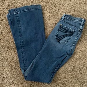 7 Dojo jeans